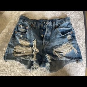 Levi’s 501® ORIGINAL HIGH RISE WOMEN'S SHORTS
